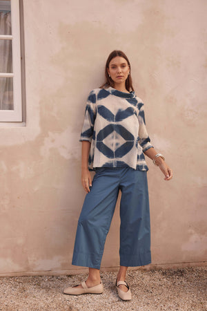 FUNNEL NECK BLOUSE
