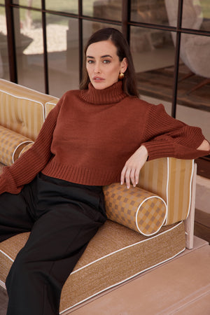 BALLOON SLEEVE KNIT