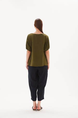Tirelli women’s classic knit jumper autumn neutral