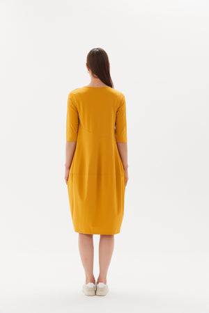 Tirelli women’s structured coat minimalist autumn elegance