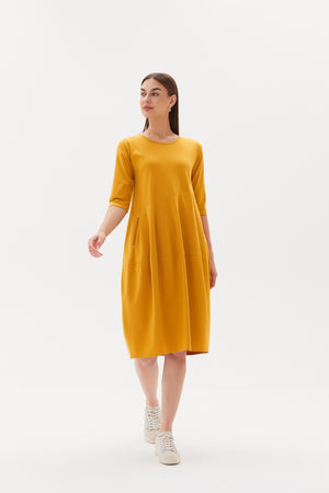 Tirelli women’s belted coat modern minimalist styling