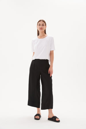 Tirelli sleeveless tunic – relaxed longline top