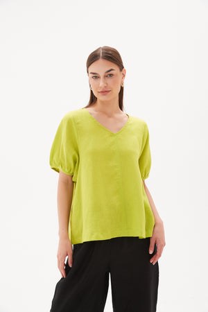 Tirelli women’s knit sweater versatile layering