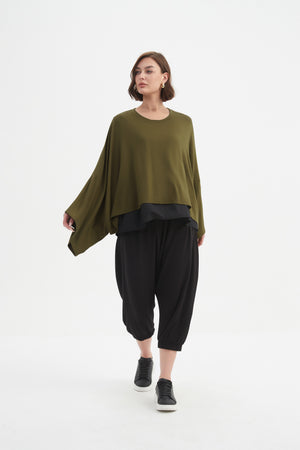 Tirelli women’s cropped coat chic contemporary look