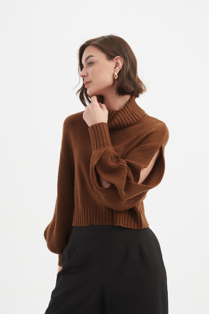 BALLOON SLEEVE KNIT
