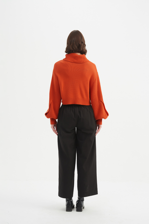 BALLOON SLEEVE KNIT
