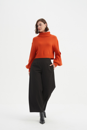 BALLOON SLEEVE KNIT