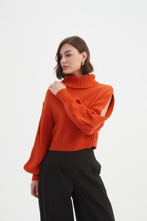 BALLOON SLEEVE KNIT