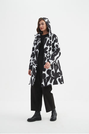 ADJUSTABLE WAIST PRINT PARKA