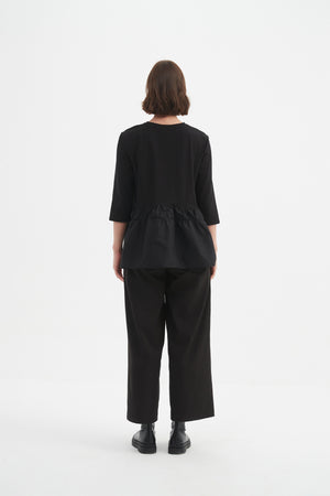 Tirelli women’s oversized sweater versatile layering