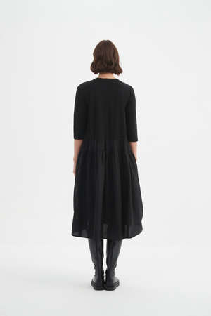 Tirelli blouse lightweight long sleeve style