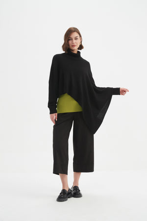 ASYMMETRIC CROP KNIT