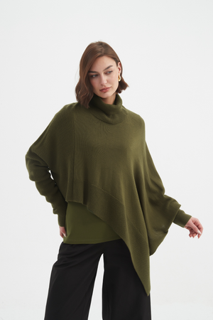 ASYMMETRIC CROP KNIT