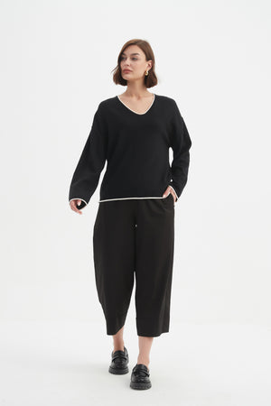 Tirelli women’s fitted blouse minimalist style