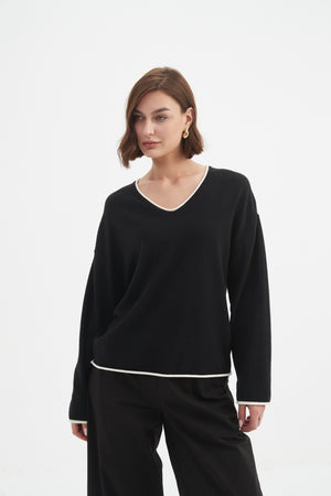 Tirelli women’s knit top ribbed design