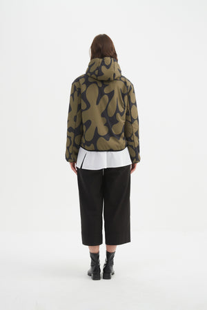 REVERSIBLE PRINT PUFFER JACKET