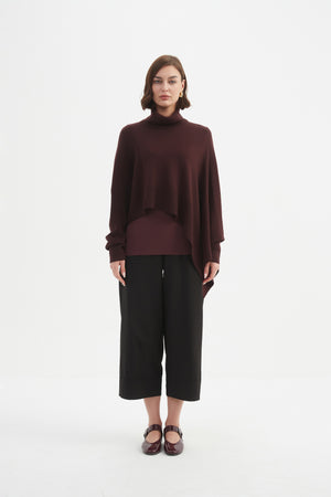 ASYMMETRIC CROP KNIT