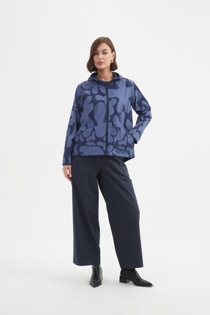 Tirelli women’s structured coat versatile autumn styling