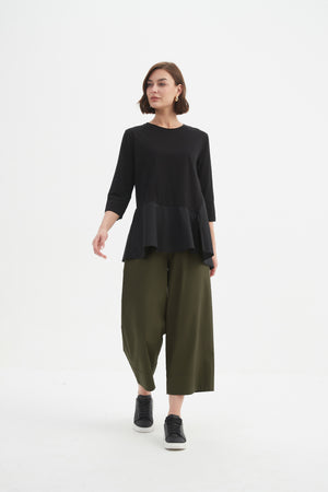 Tirelli women’s structured cardigan layering staple