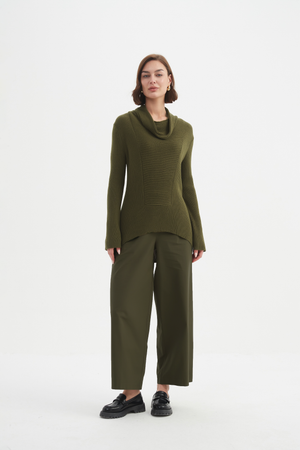 COWL NECK RIB KNIT