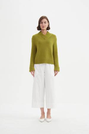 CROSSOVER COLLAR KNIT