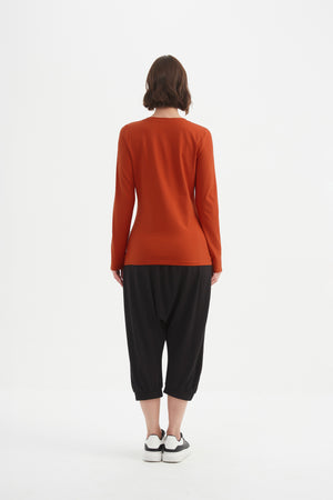 Tirelli women’s ribbed knit pullover classic cut