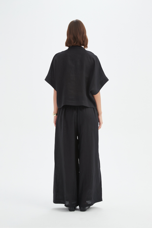 BOXY BUTTON LINEN SHIRT