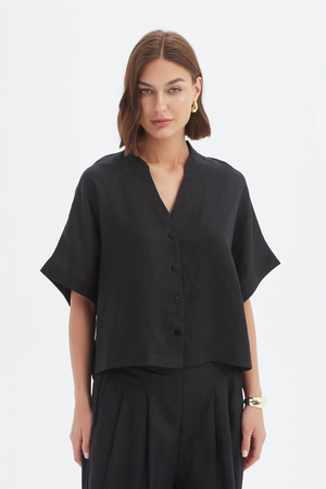 BOXY BUTTON LINEN SHIRT