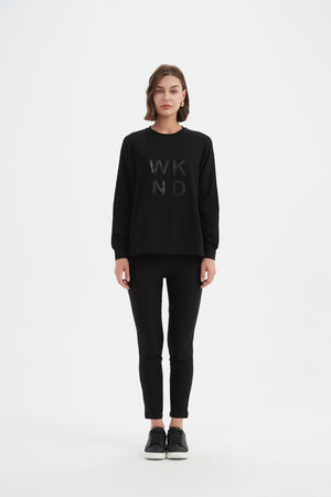 EMBOSSED METALLIC WKND SWEAT