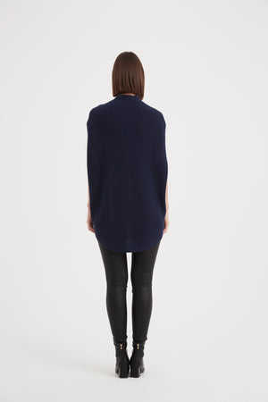 SLEEVELESS TUNIC