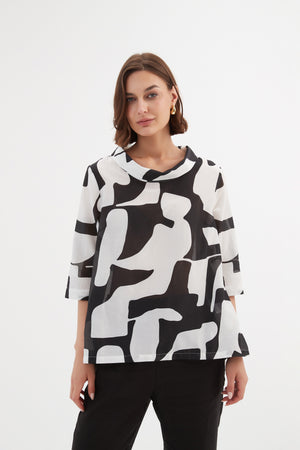 FUNNEL NECK BLOUSE