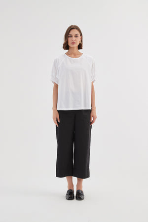 RUFFLE SLEEVE DETAIL TOP