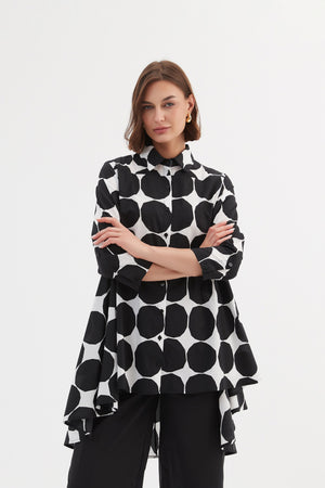 Tirelli women’s cropped blazer versatile contemporary look