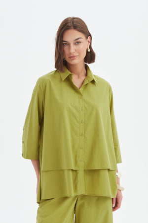 Tirelli women’s longline coat elegant minimalist styling