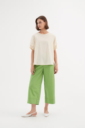 RUFFLE SLEEVE DETAIL TOP