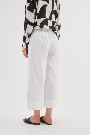 Tirelli women’s longline coat versatile layering