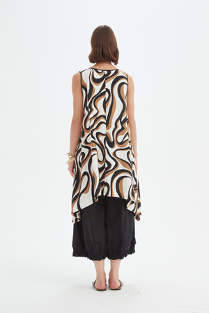 SLEEVELESS SWING PRINT TOP