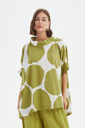 Tirelli women’s structured coat versatile autumn styling