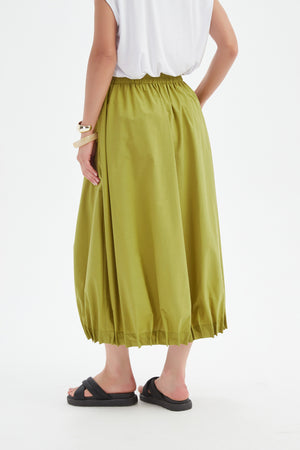 PIN TUCK HEM SKIRT