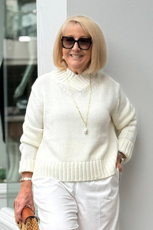 CROSSOVER COLLAR KNIT
