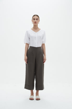 Tirelli blouse casual chic lightweight modern neutral top