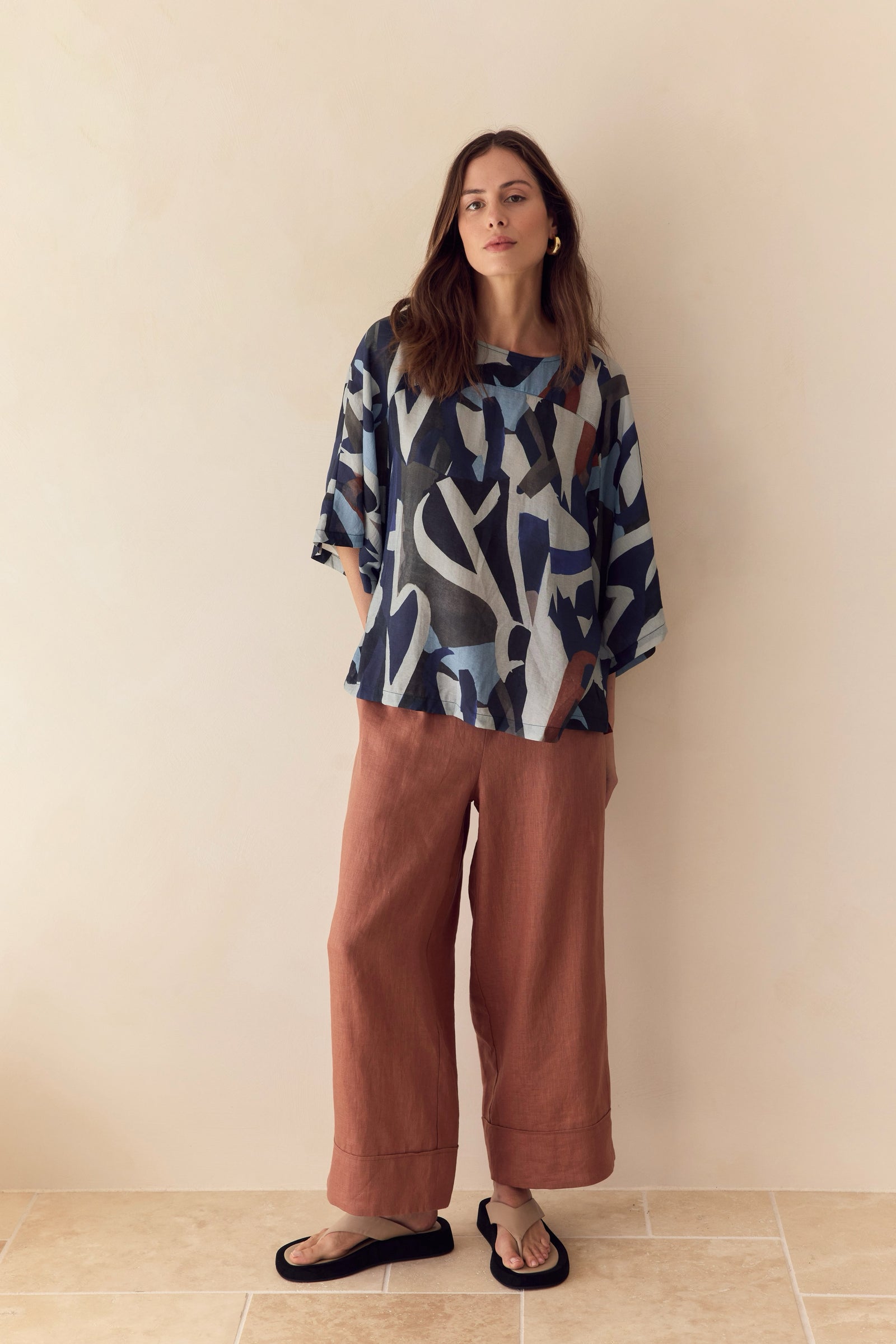 WIDE SLEEVE PRINT TOP