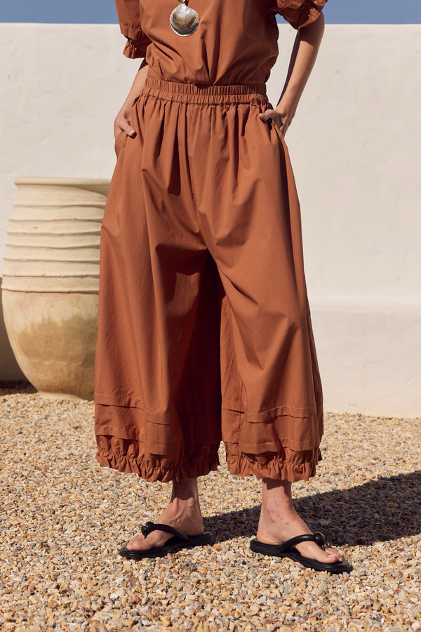 Ruffle Cuff Easy Pants | Tirelli | Cropped Wide Leg Pants - TIRELLI