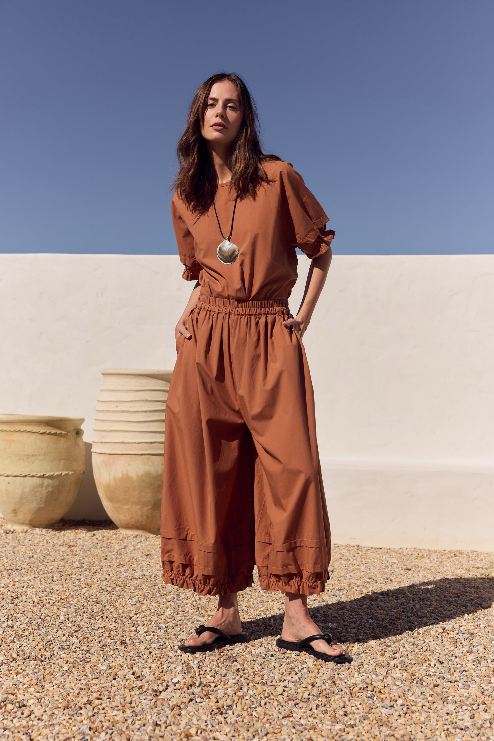 RUFFLE SLEEVE LYOCELL TOP