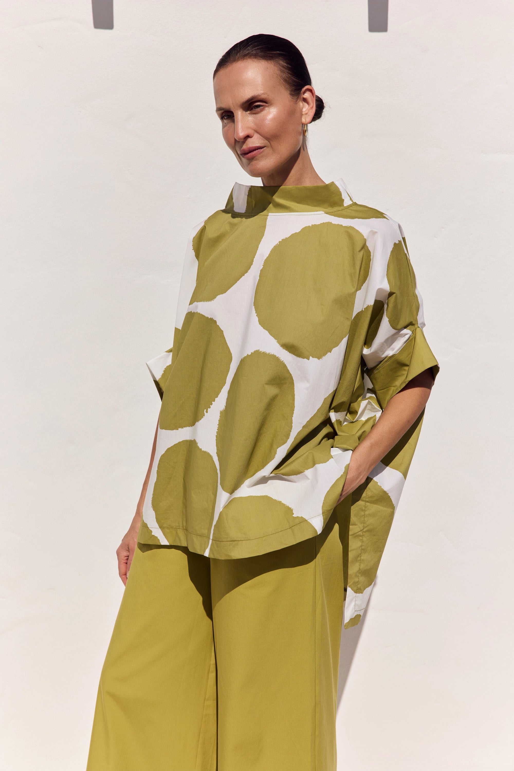 STRUCTURED NECK PRINT TUNIC