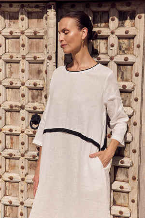 CONTRAST TRIM OVOID DRESS