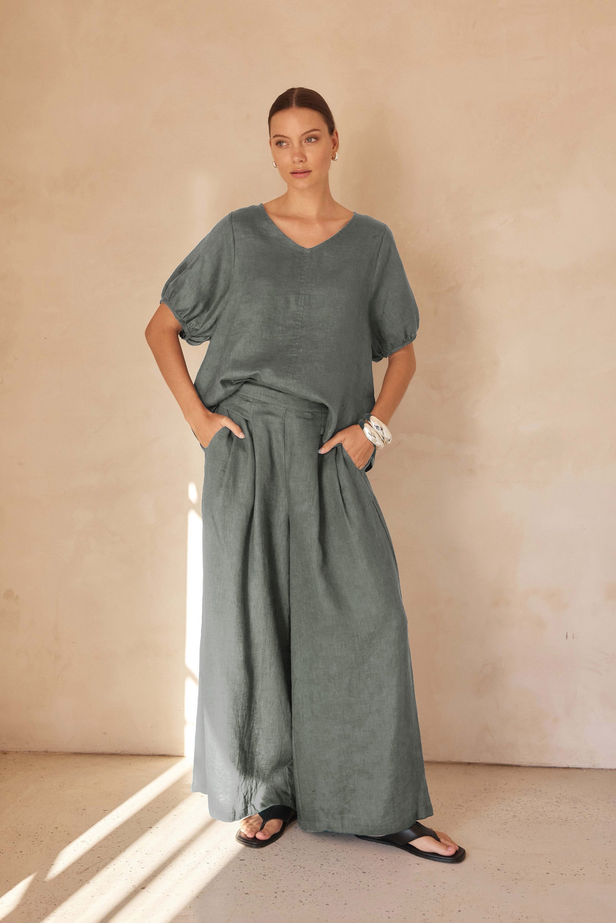 BISHOP SLEEVE TOP