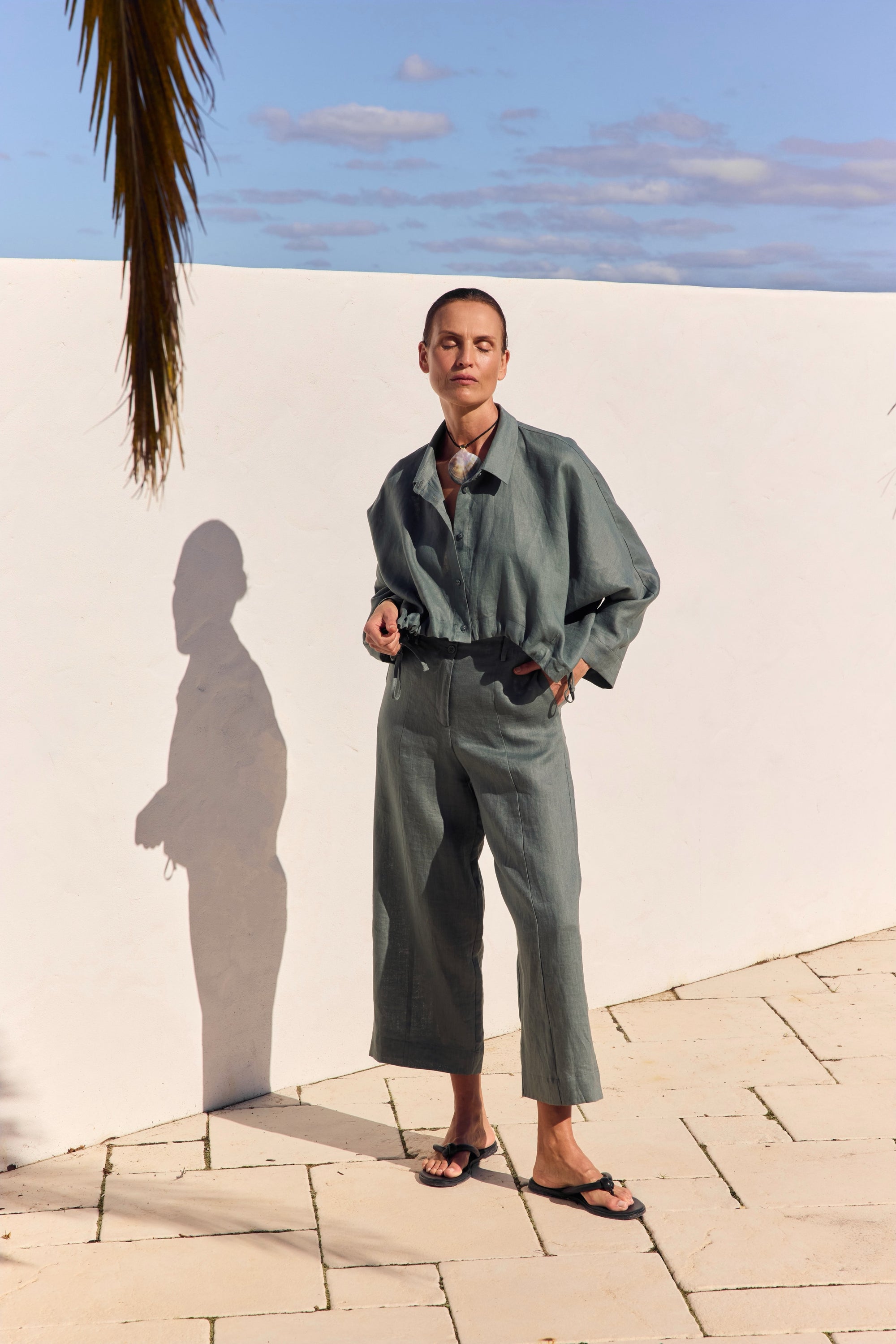 WIDE CROP OVERSHIRT