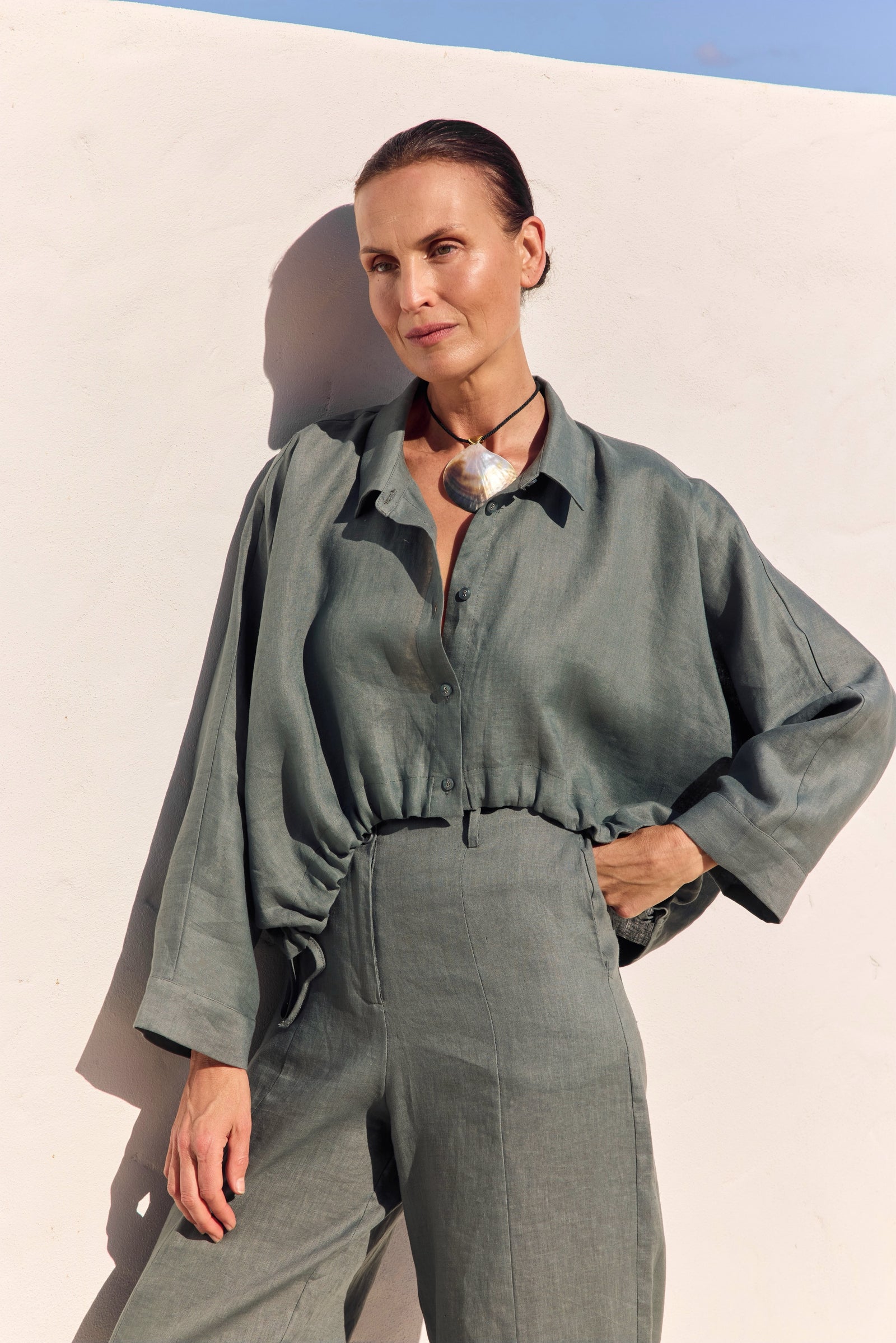 WIDE CROP OVERSHIRT