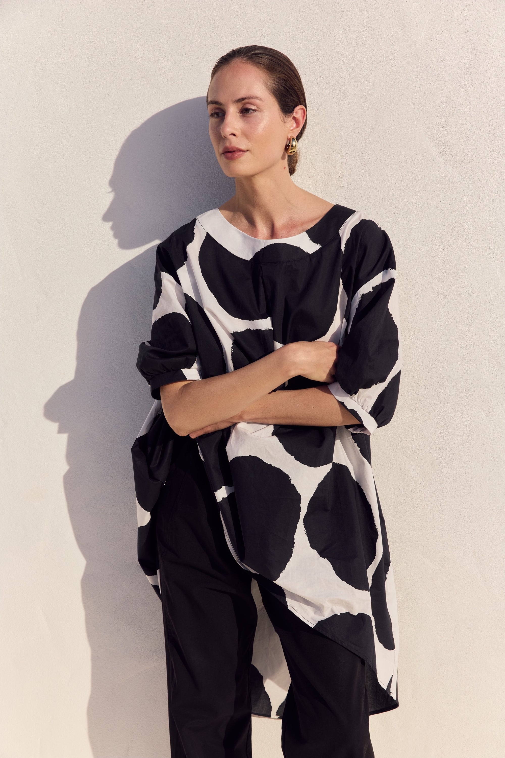 PLEAT FRONT PRINT TUNIC